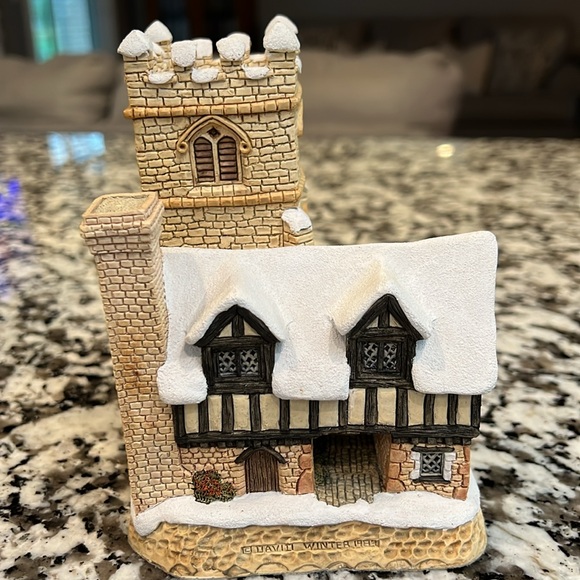 David Winter Cottage A Christmas Carol SIGNED! - Picture 5 of 9